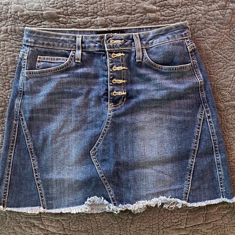 denim skirt